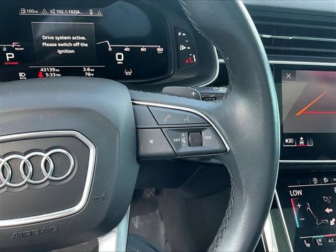 Used 2023 Audi Q7 2.0T Premium Plus w/ Premium Plus Package AWD/4WD image 12