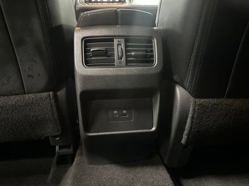 Used 2023 Nissan Rogue SV w/ SV Premium B Package AWD/4WD image 19