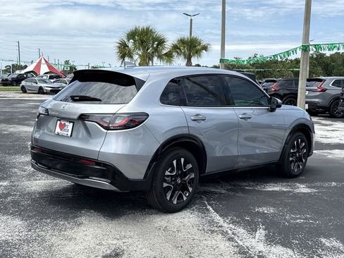 New 2026 Honda HR-V EX-L image 6