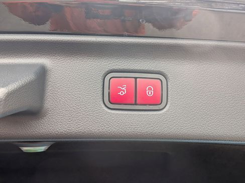 Certified 2021 Mercedes-Benz S 580 4MATIC Sedan image 31