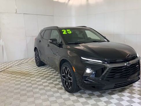 Used 2025 Chevrolet Blazer RS w/ Driver Confidence II Package AWD/4WD image 5