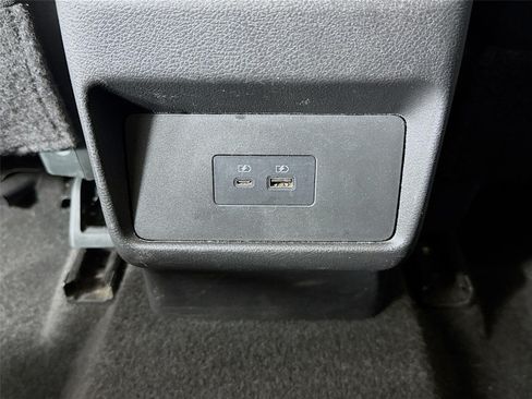 Certified 2023 Nissan Rogue SV FWD image 24