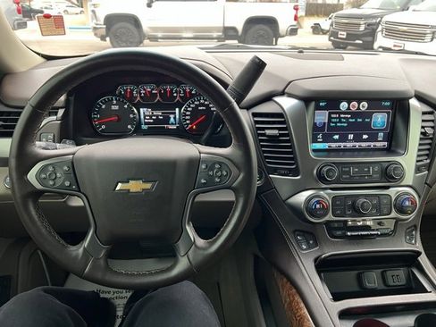 Used 2015 Chevrolet Suburban LTZ image 23