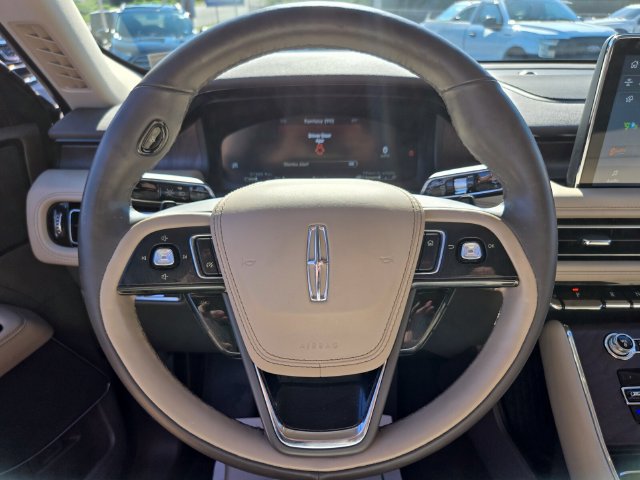 Used 2020 Lincoln Aviator Reserve w/ Elements Package Plus AWD/4WD image 30