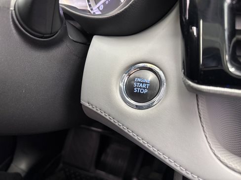 Used 2022 Toyota Highlander Platinum image 26