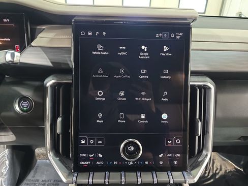 New 2026 GMC Acadia Elevation w/ Elevation Premium Package AWD/4WD image 22
