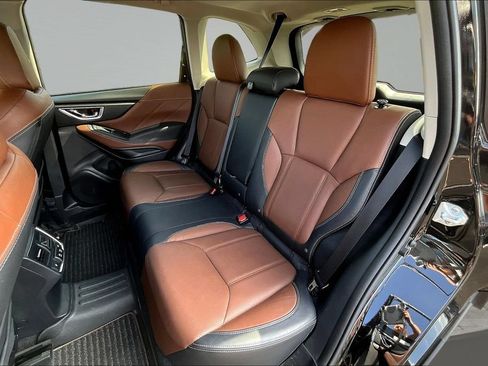 Certified 2024 Subaru Forester Touring AWD/4WD image 20
