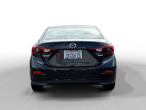 Used 2015 MAZDA MAZDA3 i SV image 4