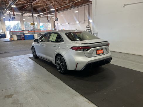 Used 2024 Toyota Corolla XSE FWD image 8