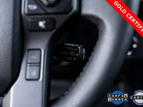 Used 2022 Toyota Tacoma TRD Sport w/ Technology Package image 18