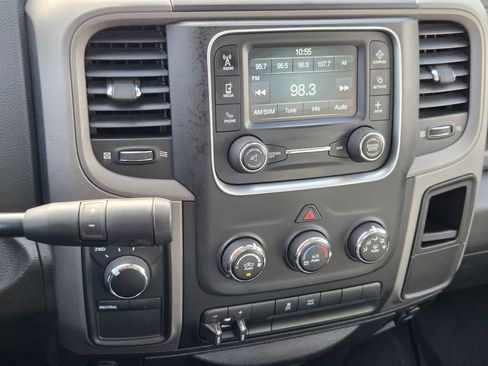 Used 2014 RAM 1500 Express image 2