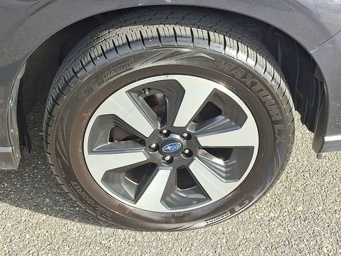 Used 2017 Subaru Forester 2.5i Premium w/ All-Weather Package image 9