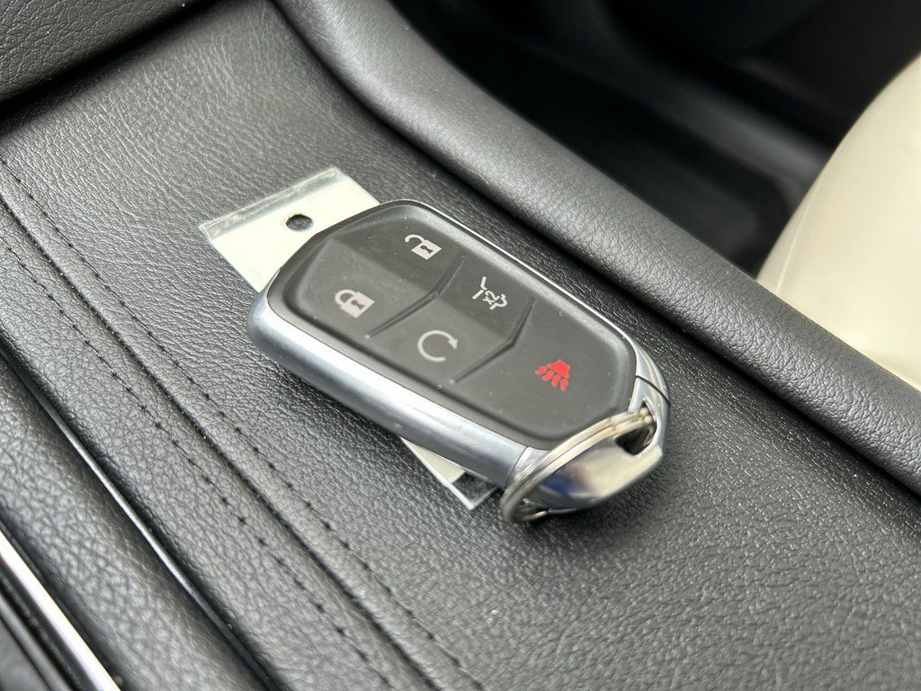 Used 2023 Cadillac XT6 Sport AWD/4WD image 30