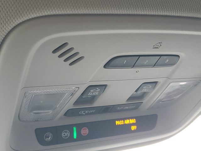 Used 2019 Chevrolet Traverse RS w/ LPO, Floor Liner Package AWD/4WD image 32