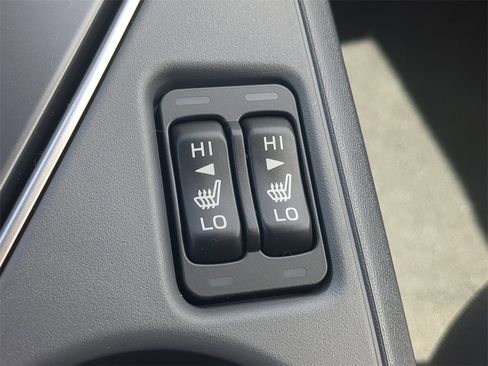 Certified 2025 Subaru Crosstrek 2.0i Premium image 23