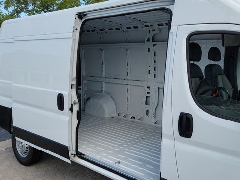 New 2026 RAM ProMaster 2500 FWD image 10