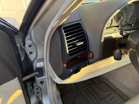 Used 1995 Mercedes-Benz S 320 image 36