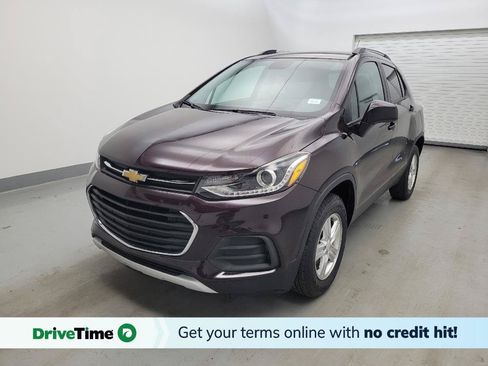 Used 2022 Chevrolet Trax LT w/ Driver Confidence Package AWD/4WD image 1