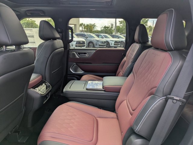 New 2026 INFINITI QX80 Autograph w/ Premium Cargo Package AWD/4WD image 13