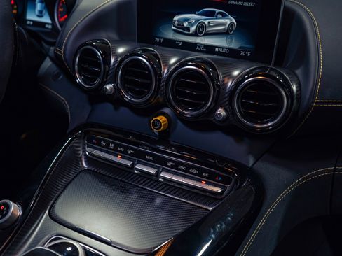 Used 2018 Mercedes-Benz AMG GT R image 12