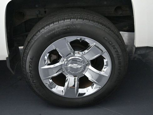 Used 2017 Chevrolet Silverado 1500 LTZ w/ High Desert Package image 35