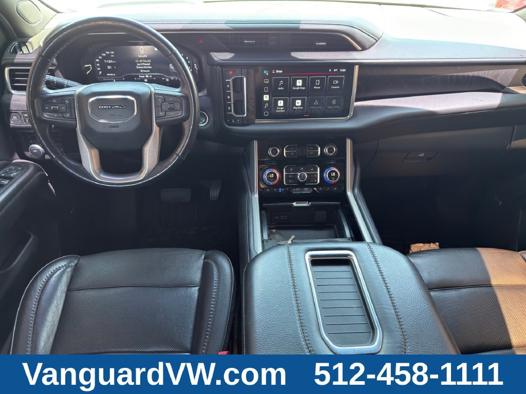 Used 2022 GMC Yukon XL Denali AWD/4WD image 32