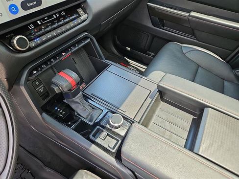 Used 2025 Toyota Sequoia TRD Pro AWD/4WD image 20