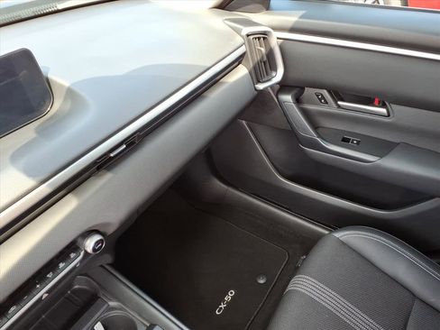 Used 2025 MAZDA CX-50 AWD 2.5 S w/ Preferred Package image 16