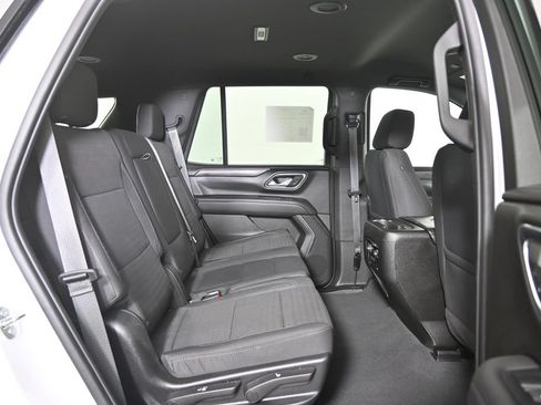 Used 2024 Chevrolet Tahoe LS AWD/4WD image 15