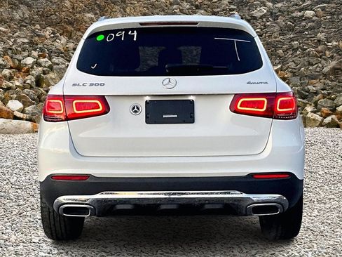 Used 2021 Mercedes-Benz GLC 300 4MATIC image 4