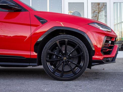 Used 2020 Lamborghini Urus image 5