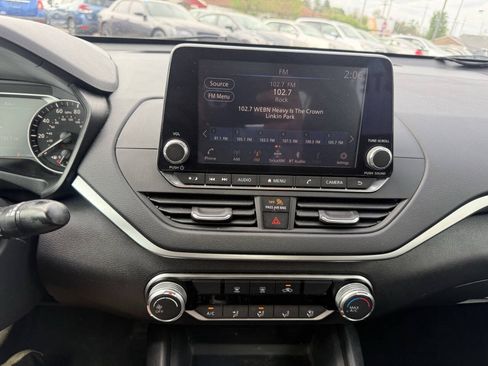 Used 2019 Nissan Altima 2.5 S FWD image 22