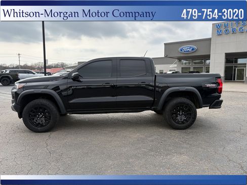 Used 2024 Chevrolet Colorado Trail Boss w/ Advanced Trailering Package image 2