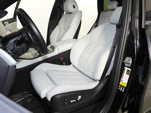 Certified 2023 BMW X5 xDrive40i w/ M Sport Package image 22