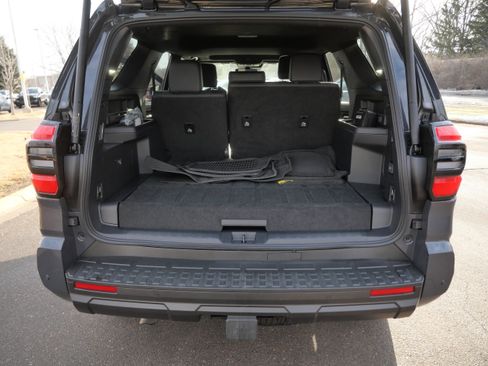 Certified 2025 Toyota 4Runner TRD Off-Road Premium image 19