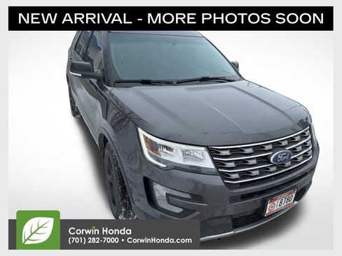 Used 2016 Ford Explorer XLT w/ Equipment Group 202A image 1