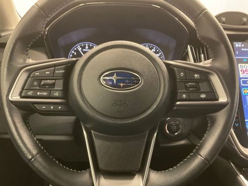 Used 2024 Subaru Outback Premium AWD/4WD image 17