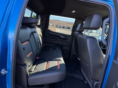 Used 2023 GMC Sierra 1500 AT4 w/ AT4 Premium Package image 16