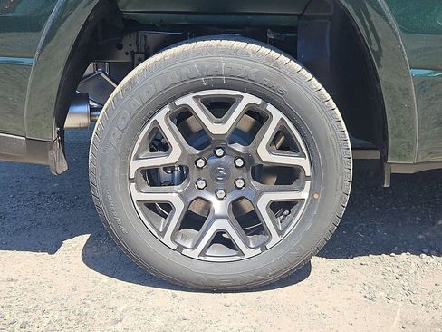 New 2026 RAM 1500 Laramie AWD/4WD image 9