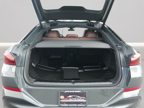 Used 2026 BMW X6 xDrive40i w/ Executive Package AWD/4WD image 14