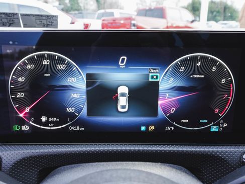 Used 2025 Mercedes-Benz CLA 250 4MATIC image 15