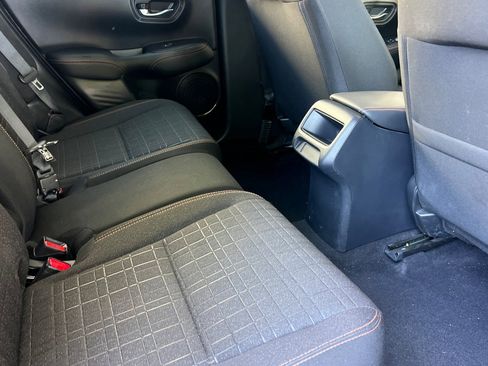 Certified 2024 Honda HR-V Sport image 30