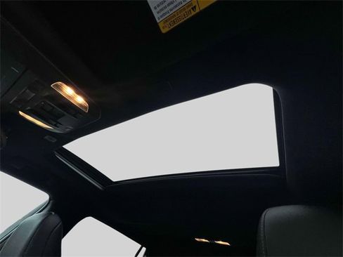 Used 2024 Toyota Highlander XSE image 37