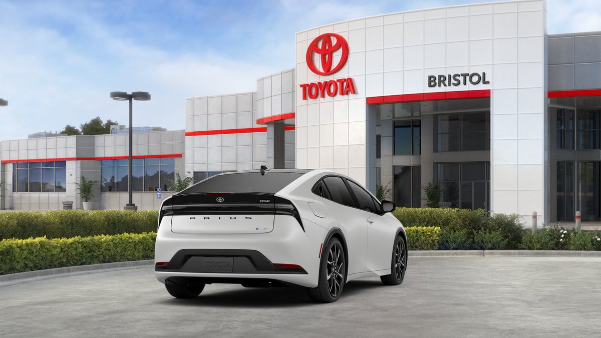 New 2027 Toyota Prius Plug-In Hybrid w/ Limited Premium Package FWD image 9