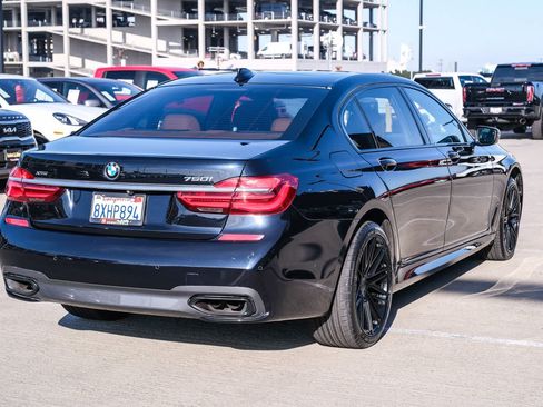 Used 2018 BMW 750i xDrive AWD/4WD image 4