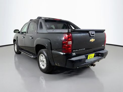 Used 2008 Chevrolet Avalanche LT w/ LT Preferred Equipment Group AWD/4WD image 8