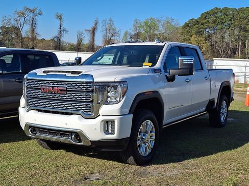 Used 2023 GMC Sierra 2500 Denali w/ Denali Ultimate Package image 3