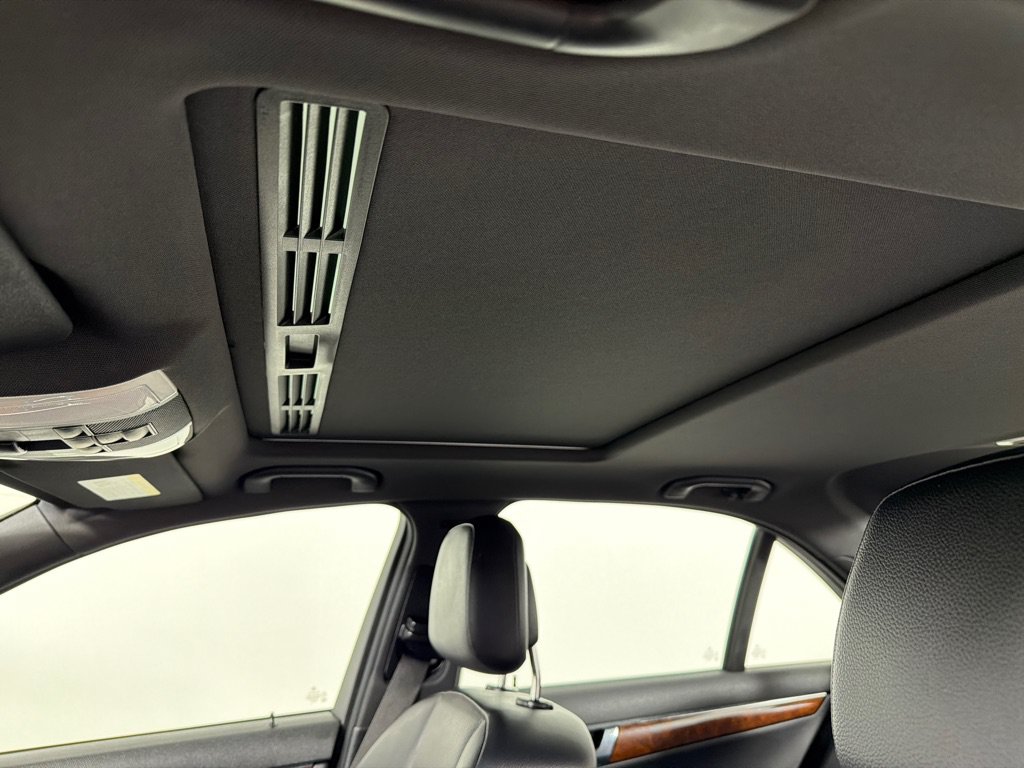 Used 2009 Mercedes-Benz C 300 4MATIC Sedan image 14