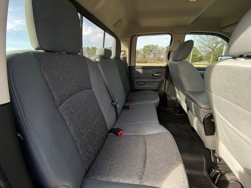 Used 2016 RAM 1500 Big Horn image 31