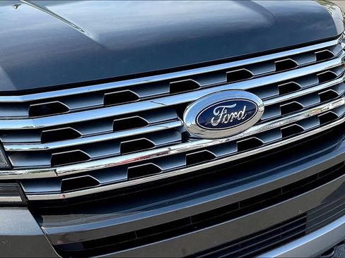 Used 2020 Ford Expedition Limited AWD/4WD image 34